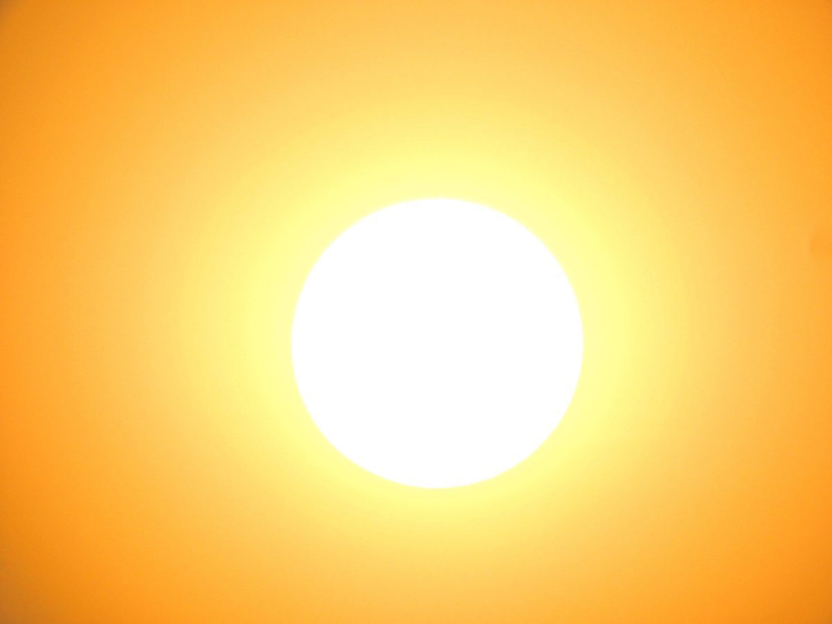 An image of the sun (What are the benefits of Solar Power?)